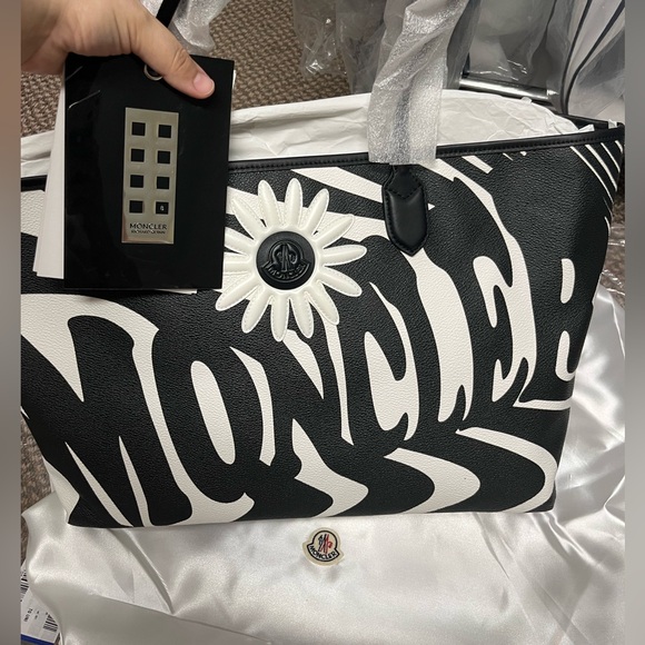 NWT MONCLER Richard Quinn Logo Print Tote - Picture 2 of 10
